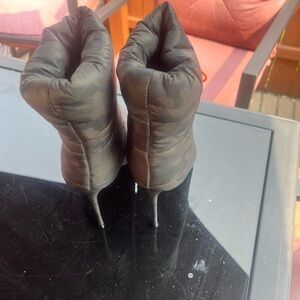 Stylish Camouflage Women's Heeled Boots